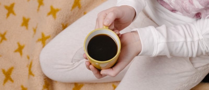 コーヒーによるステイン(着色汚れ)の予防方法、自宅でできるホワイトニングケアについて